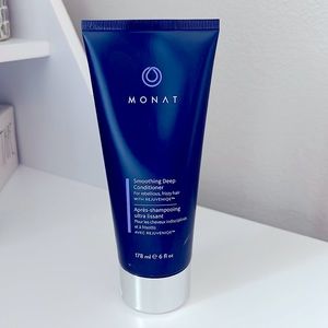 Monat Smoothing Deep Conditioner